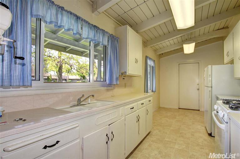 622 Anderson Rd, Davis, CA 95616 photo 9