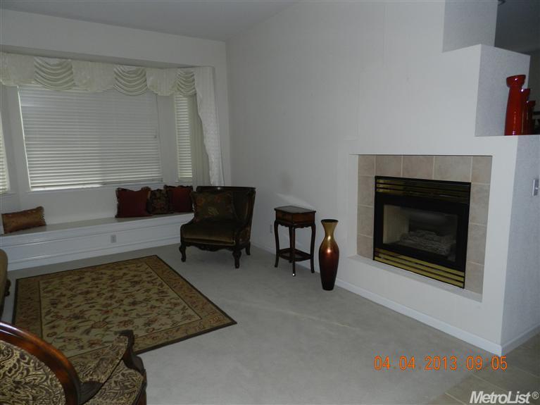 946 Elk Hls, Galt, CA 95632 photo 2