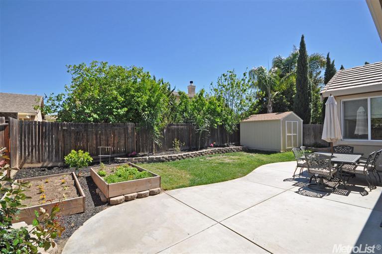 502 Banff Ct, Tracy, CA 95377 photo 2