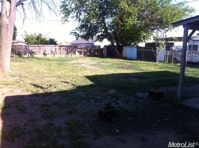 1526 Spokane, Modesto, CA 95358 photo 4