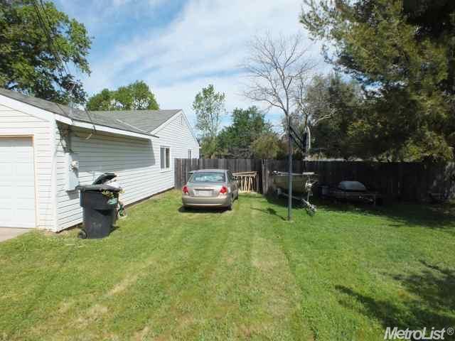 8923 Calvert Ave, Orangevale, CA 95662 photo 3