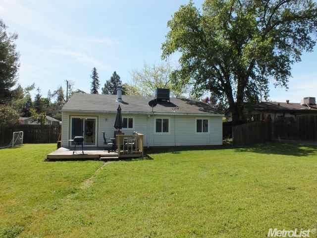 8923 Calvert Ave, Orangevale, CA 95662 photo 14