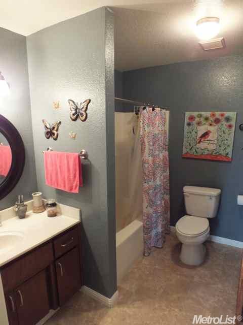 8923 Calvert Ave, Orangevale, CA 95662 photo 11