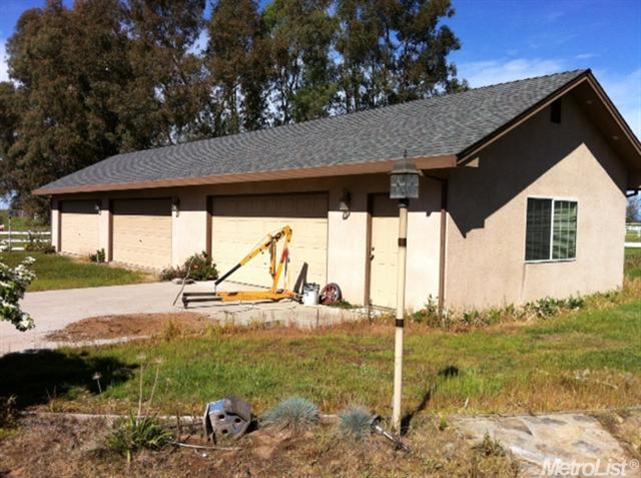 17791 E Collier Rd, Acampo, CA 95220 photo 5