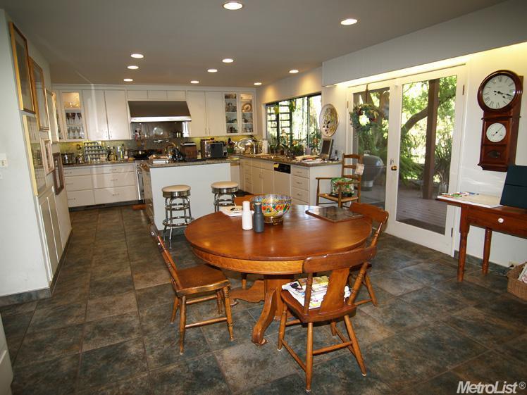 3520 Wycliffe Dr, Modesto, CA 95355 photo 8