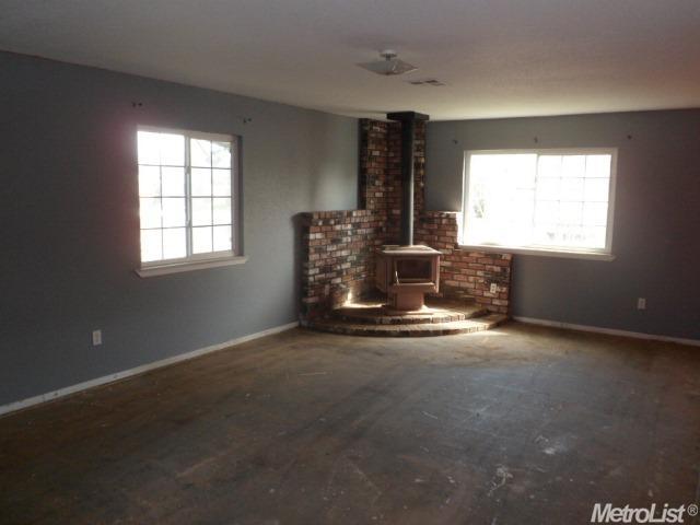415 Elm Ave, Manteca, CA 95336 photo 4