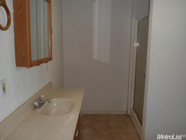 415 Elm Ave, Manteca, CA 95336 photo 15