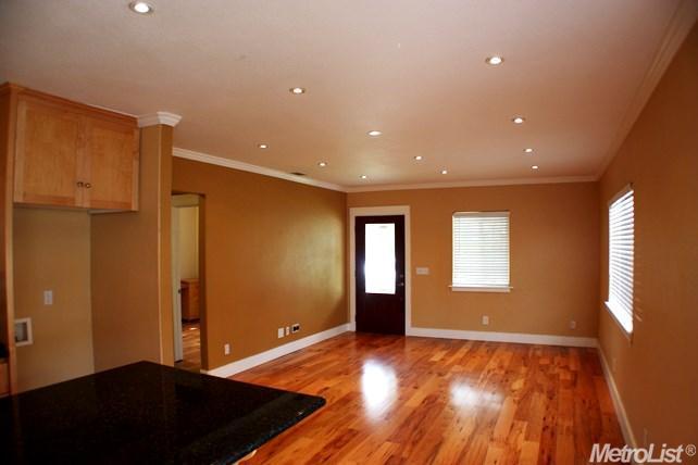 1044 Florence Ave, Modesto, CA 95351 photo 3