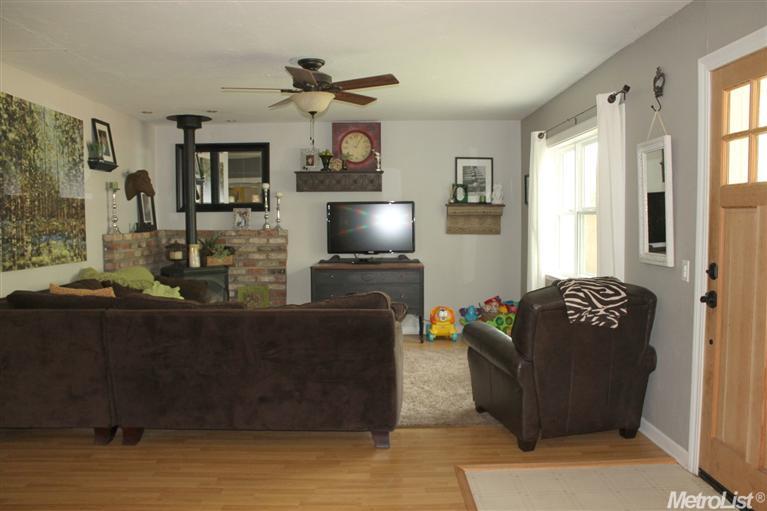 434 Edwards St, Winters, CA 95694 photo 5