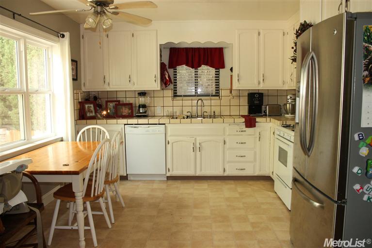 434 Edwards St, Winters, CA 95694 photo 8