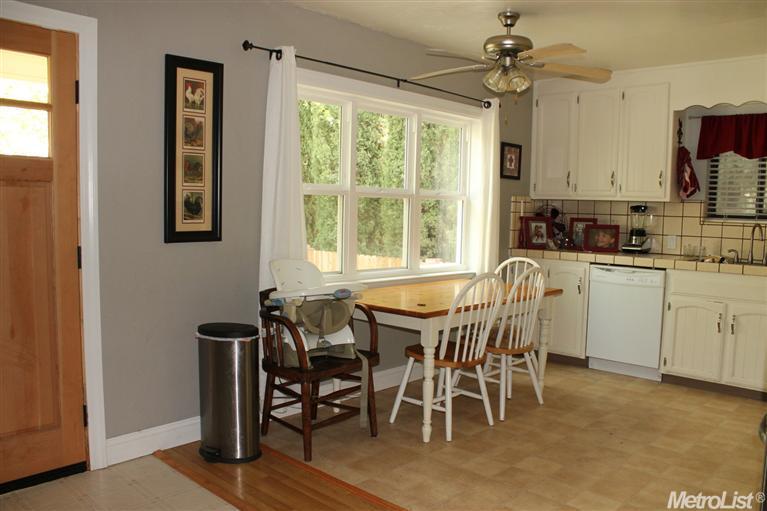 434 Edwards St, Winters, CA 95694 photo 9