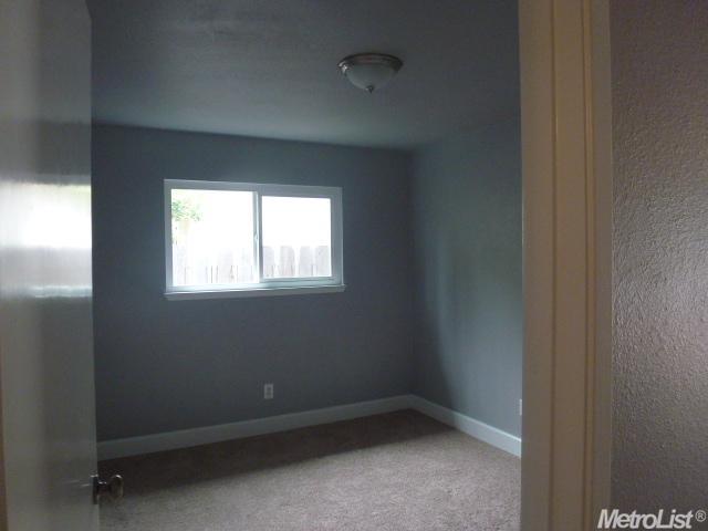 3016 Laramie Dr, Modesto, CA 95355 photo 3