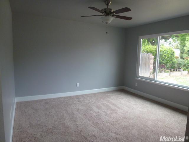 3016 Laramie Dr, Modesto, CA 95355 photo 2
