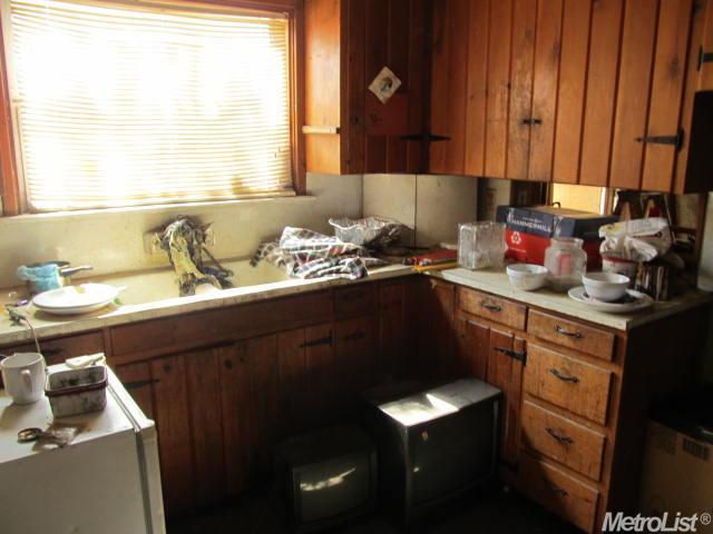 313 Dawn Dr, Modesto, CA 95350 photo 9