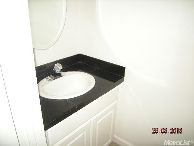 7664 32nd St, Antelope, CA 95843 photo 7