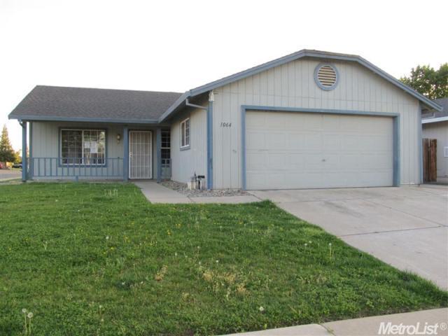 1064 Carpinteria Dr, Galt, CA 95632 photo 1