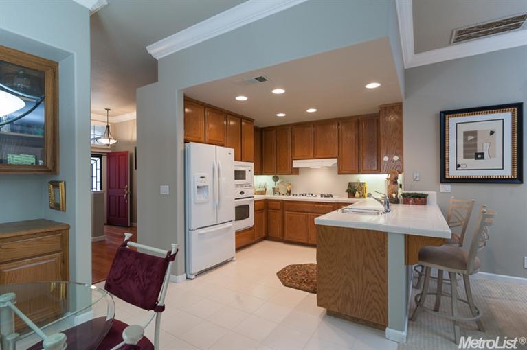 3020 Whitewood Dr, Carmichael, CA 95608 photo 9