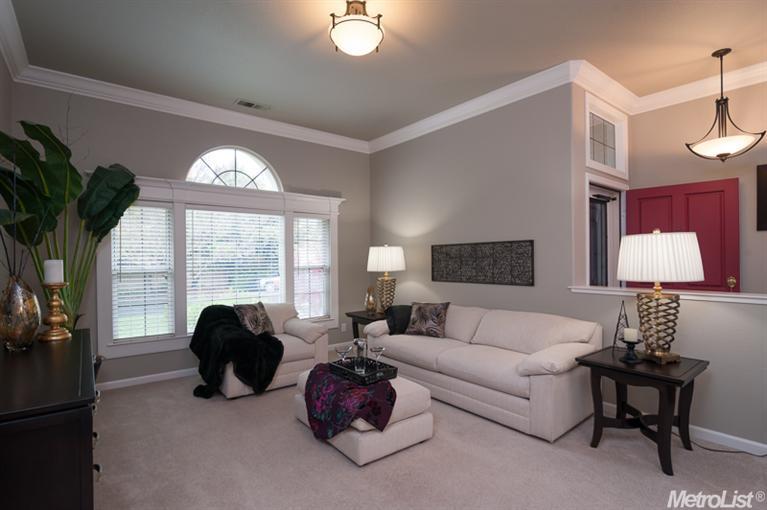 3020 Whitewood Dr, Carmichael, CA 95608 photo 2