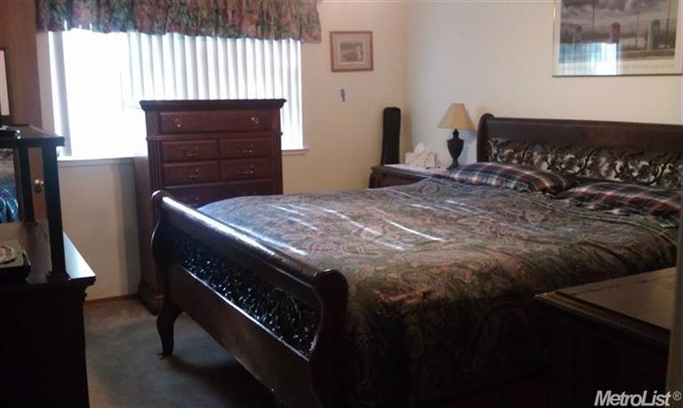 1009 Bitterwater Dr, Modesto, CA 95358 photo 7