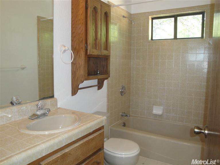 3471 Overton Rd, Cool, CA 95614 photo 10
