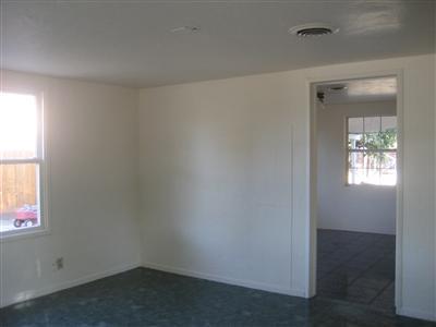 1409 Garden Ave, Modesto, CA 95351 photo 2