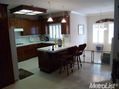 1016 John Roos Ave, Ripon, CA 95366 photo 4