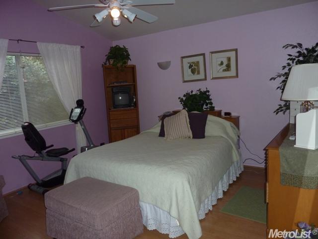 1625 Cashmere Dr, Modesto, CA 95355 photo 8
