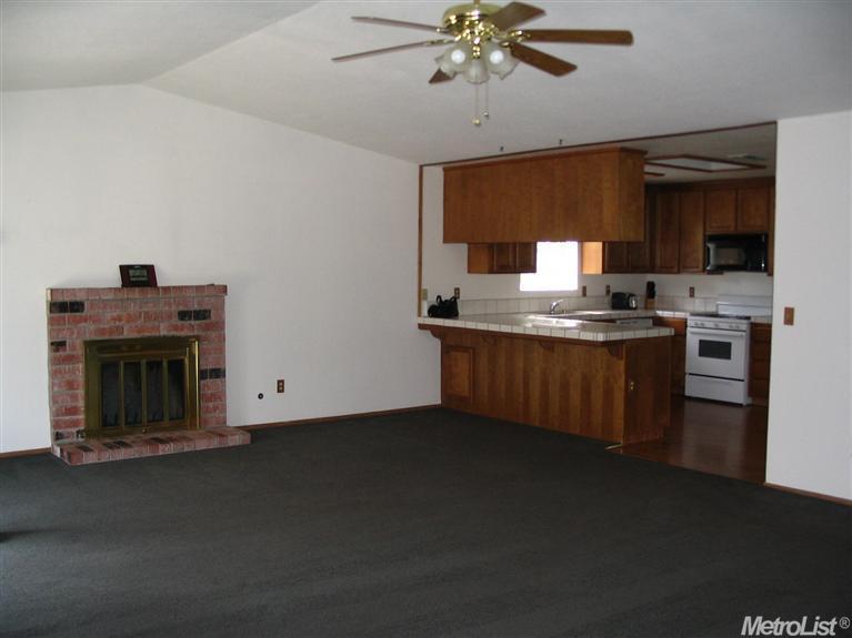 2708 Chickaree Ln, Modesto, CA 95358 photo 6