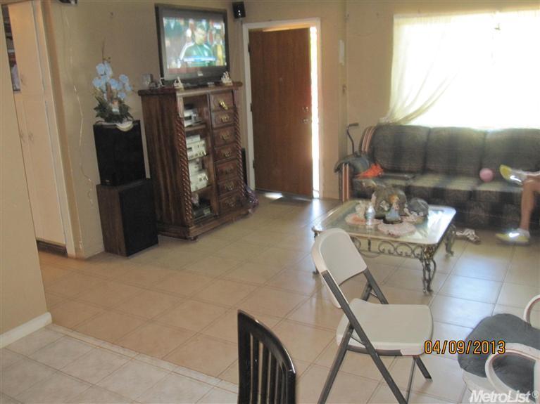 942 High, Turlock, CA 95380 photo 2