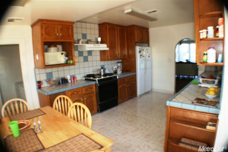 2520 Blaker, Ceres, CA 95307 photo 4