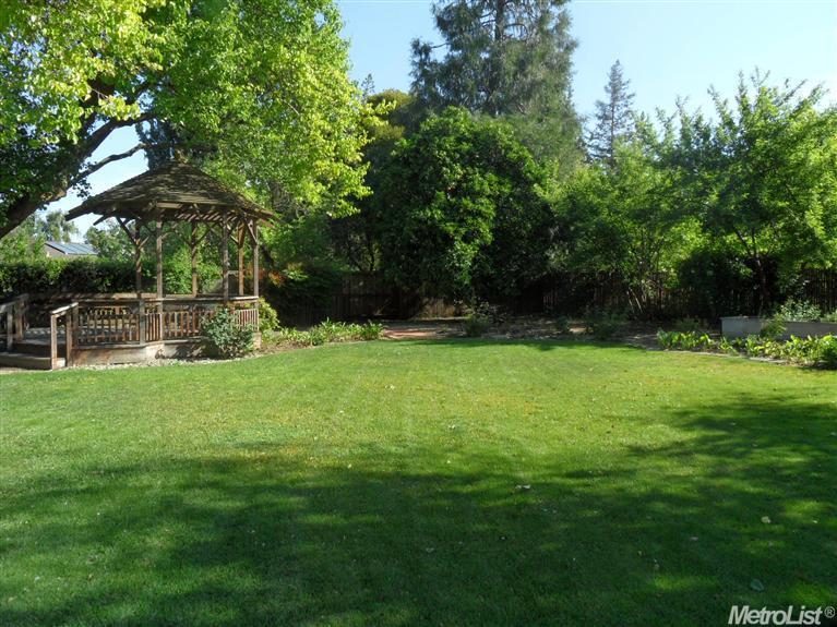 608 Coolidge St, Davis, CA 95616 photo 2