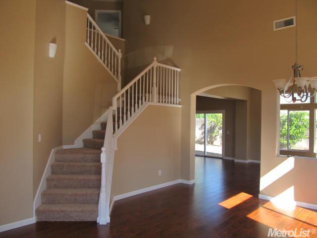 2413 Snapdragon Ct, Modesto, CA 95355 photo 4