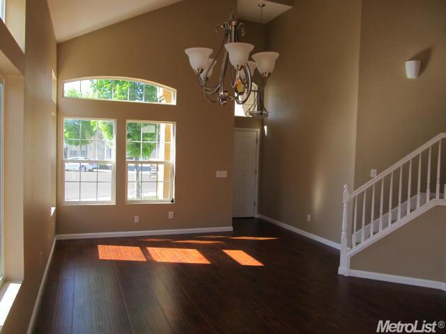 2413 Snapdragon Ct, Modesto, CA 95355 photo 5