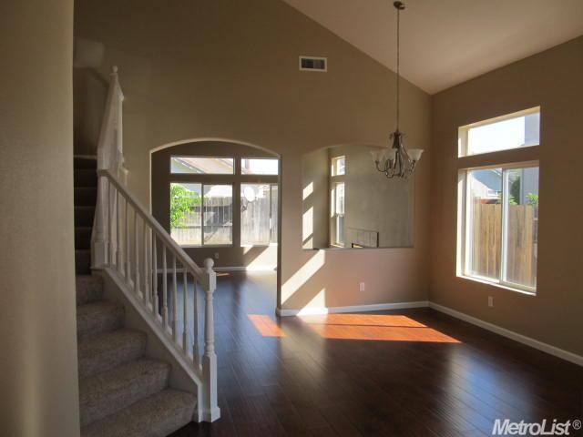 2413 Snapdragon Ct, Modesto, CA 95355 photo 3