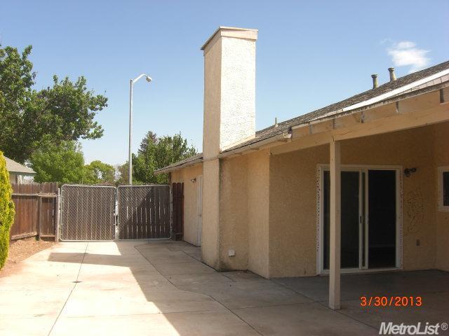 1128 Standish Ct, Modesto, CA 95358 photo 7