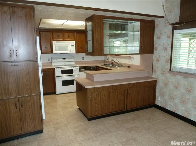6008 Denver Dr, Carmichael, CA 95608 photo 5