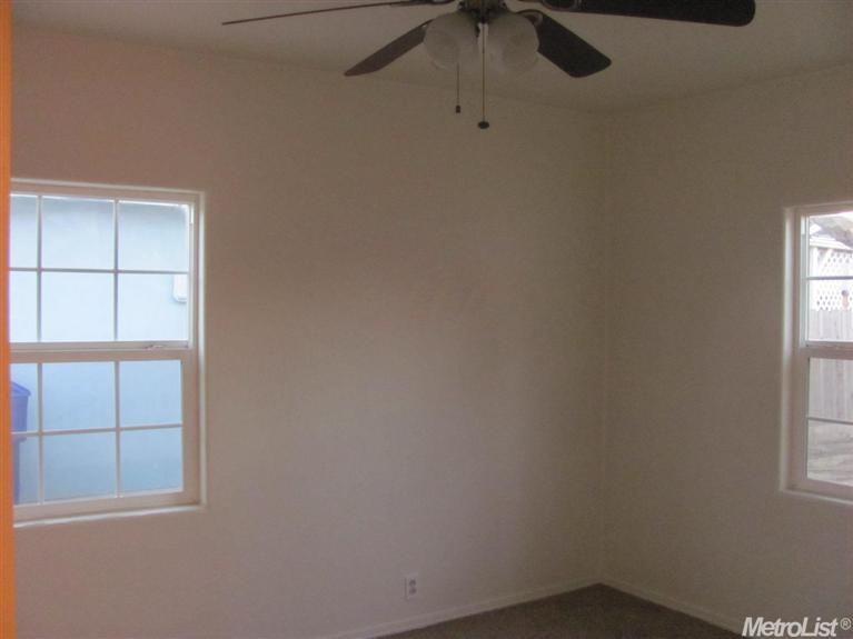 2501 Country, Merced, CA 95340 photo 7