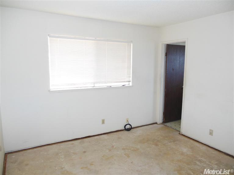 7666 Ort Way, Antelope, CA 95843 photo 20