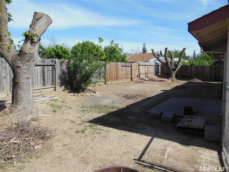 7666 Ort Way, Antelope, CA 95843 photo 4