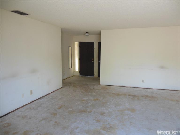 7666 Ort Way, Antelope, CA 95843 photo 9