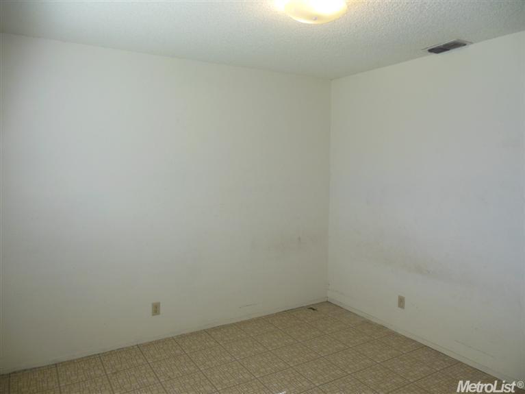 7666 Ort Way, Antelope, CA 95843 photo 18