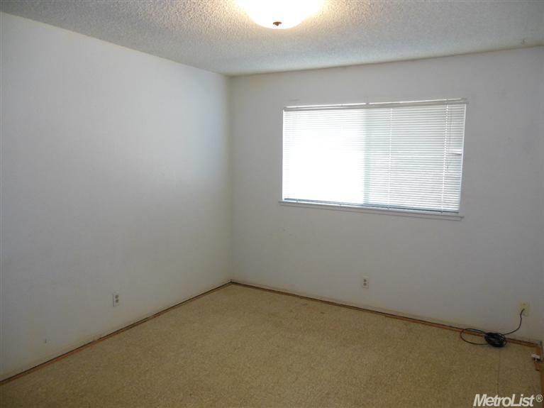 7666 Ort Way, Antelope, CA 95843 photo 15