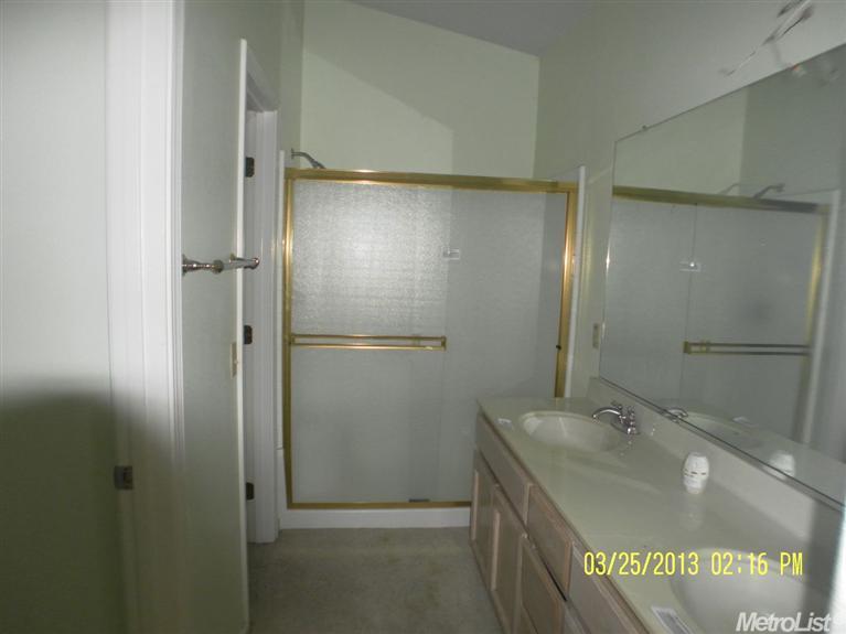 994 Colmore Ct, Galt, CA 95632 photo 12