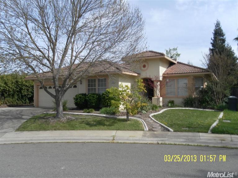 994 Colmore Ct, Galt, CA 95632 photo 1