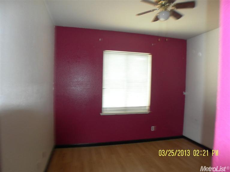 994 Colmore Ct, Galt, CA 95632 photo 13