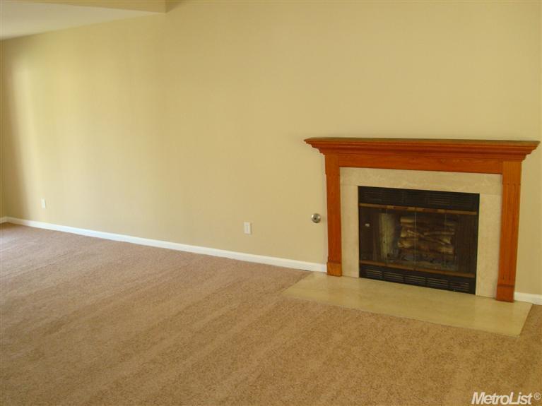 801 Sunflower, Lathrop, CA 95330 photo 3
