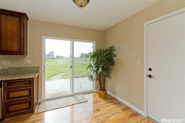 8533 El Modena Ave, Elverta, CA 95626 photo 3