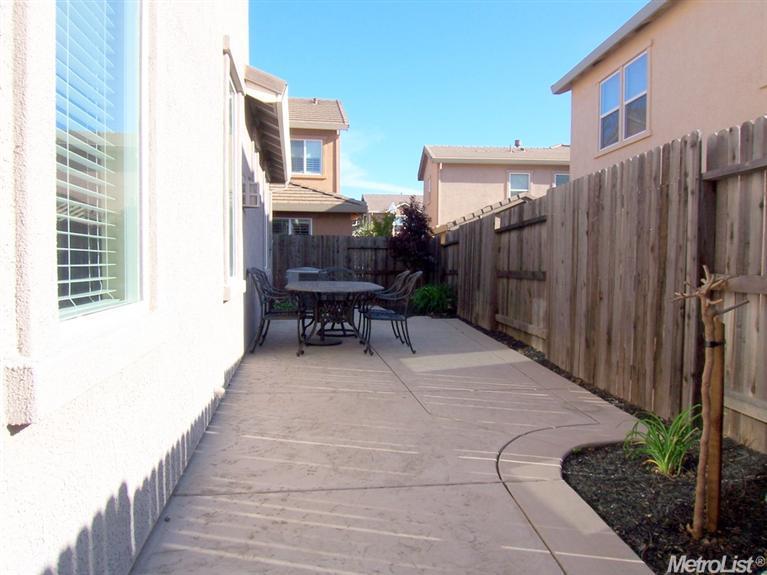 749 Courtyards Loop, Lincoln, CA 95648 photo 18