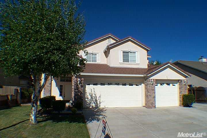 1555 Bolton, Manteca, CA 95337 photo 1