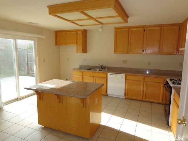2716 Soleado Dr, Ceres, CA 95307 photo 6